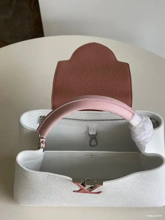 LOUIS VUITTON CAPUCINES BB 0414